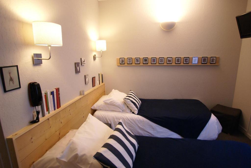 Hotel De La Placette Barcelonnette Room photo